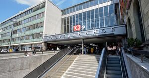 München Hauptbahnhof entrance.