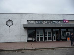 Gare de Calais-Ville entrance.